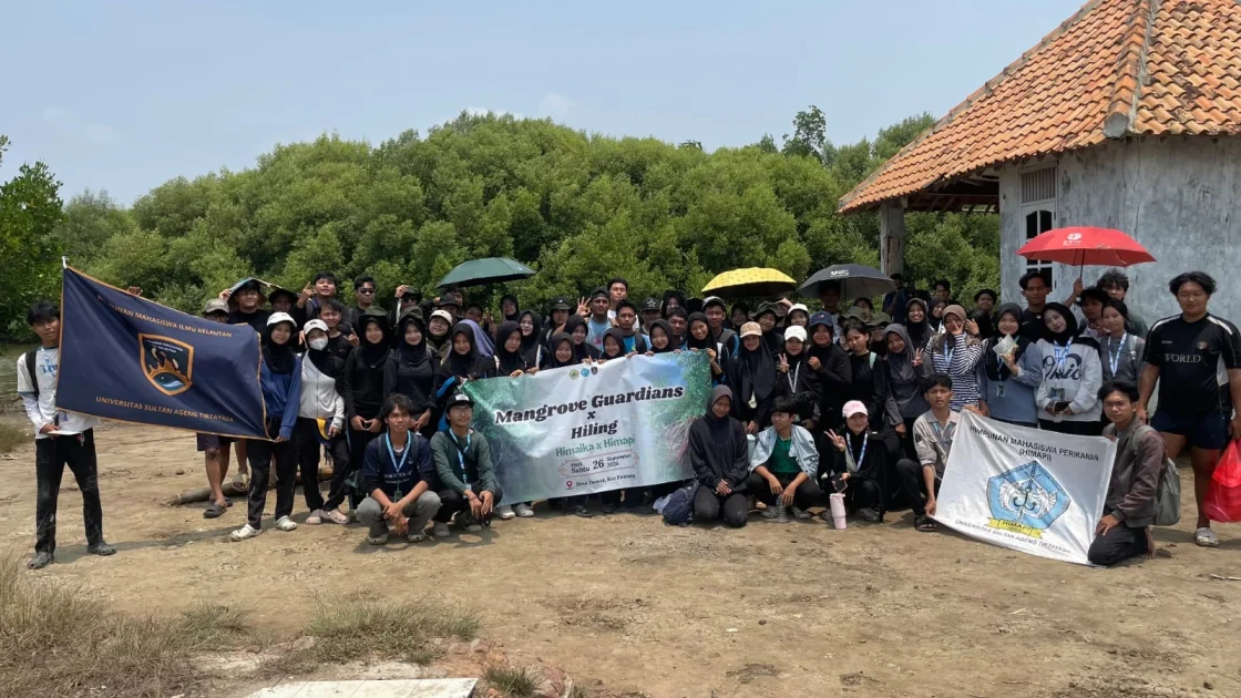 Tak Sekadar Tanam Mangrove, 96 Peserta Bersihkan Pesisir Domas Lewat Mangrove Guardians x Hiling 2026